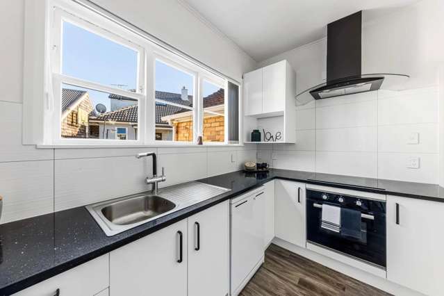 1/5 Lister Street Pt Chevalier_3