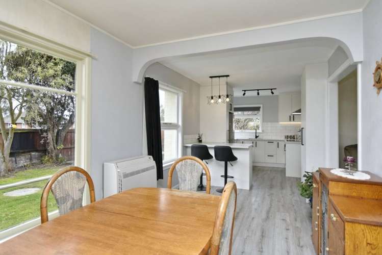 70 Basingstoke Street Aranui_6