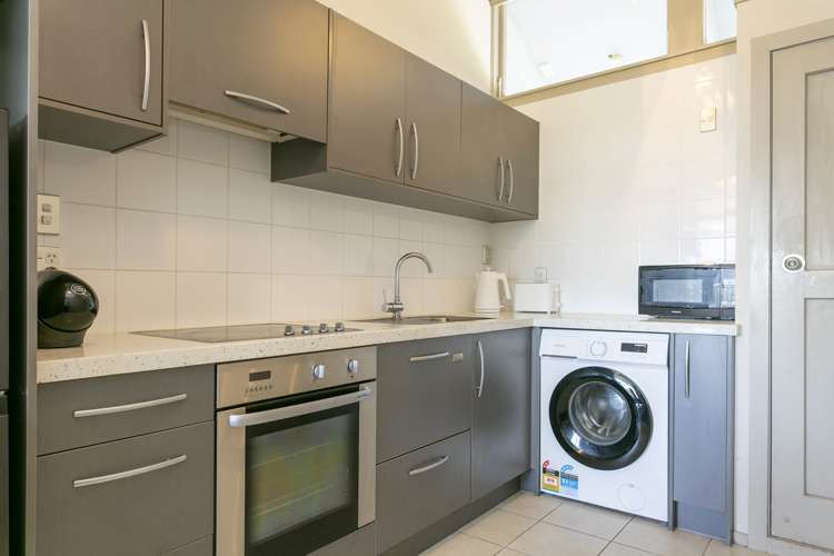 21/300 Lake Terrace Taupo_8