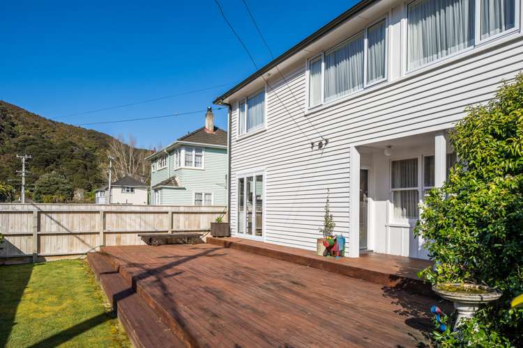 209b Waddington Drive Naenae_15