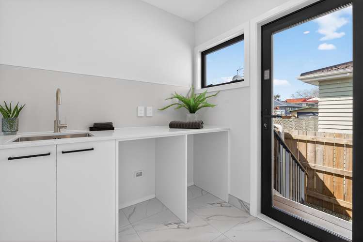 2 Meadows Avenue Waiwhetu_15