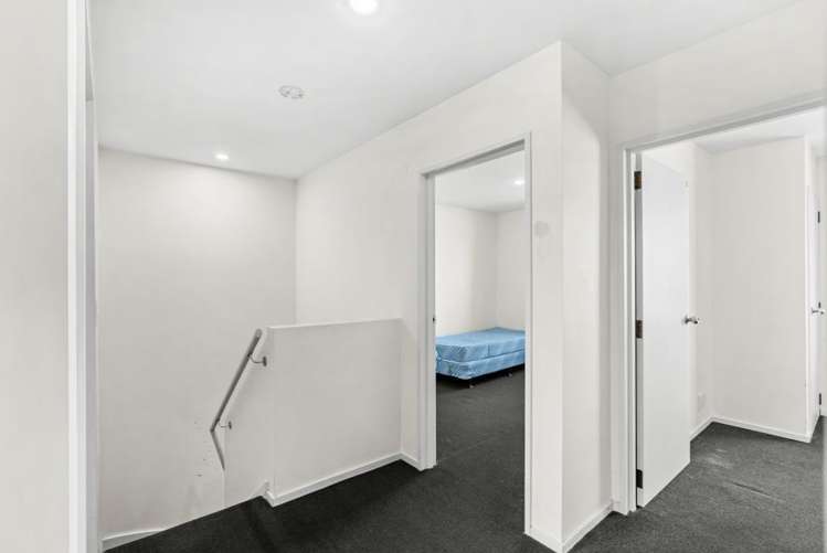4/340 Lincoln Road Addington_13
