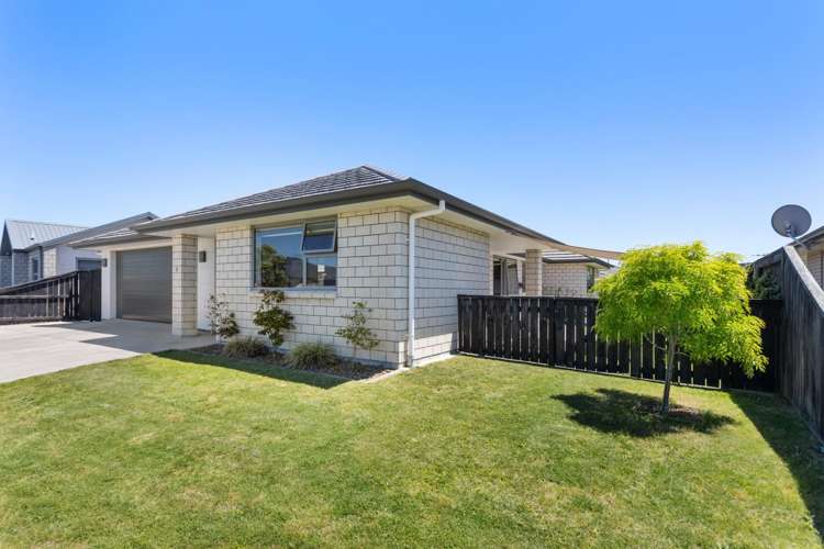 8 Livingstone Drive Papamoa_21