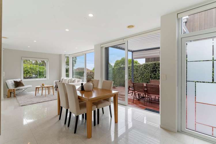 3 Godden Crescent Orakei_11