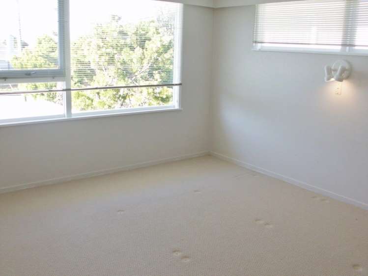 55 Gordon Avenue Forrest Hill_10