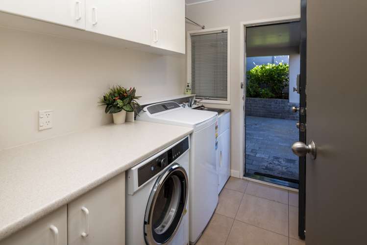 110 Bramley Drive Farm Cove_27