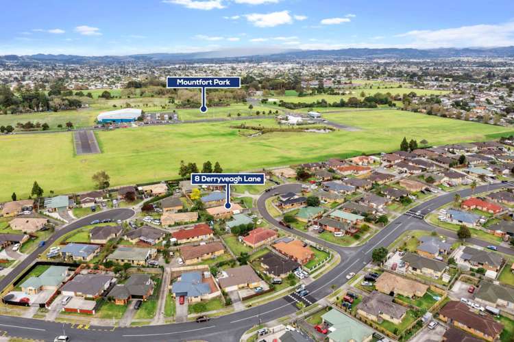 8 Derryveagh Lane Manurewa_21