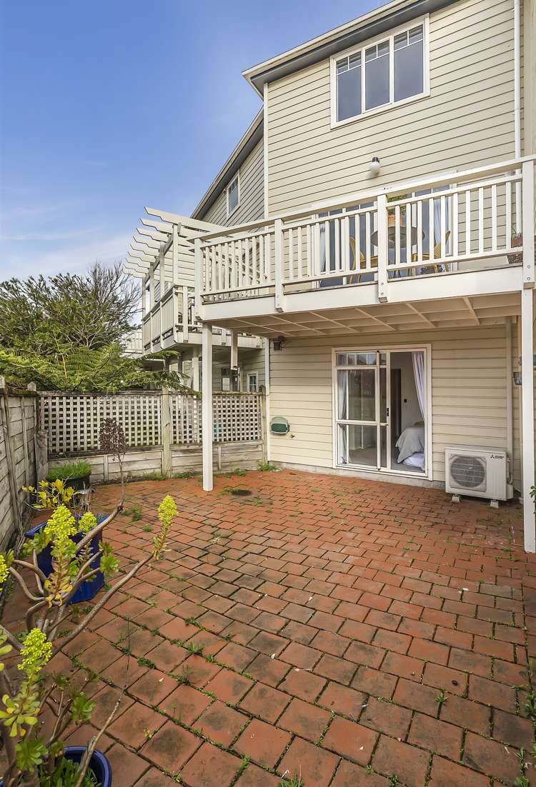 4/10 Colombo Street Newtown_13