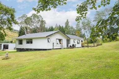 1572 Waimata Valley Road_3