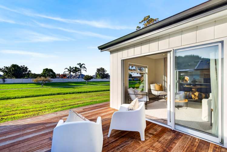 32 West Place Greenmeadows_6