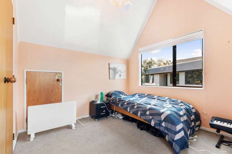 10 Sandgate Avenue Botany Downs_12