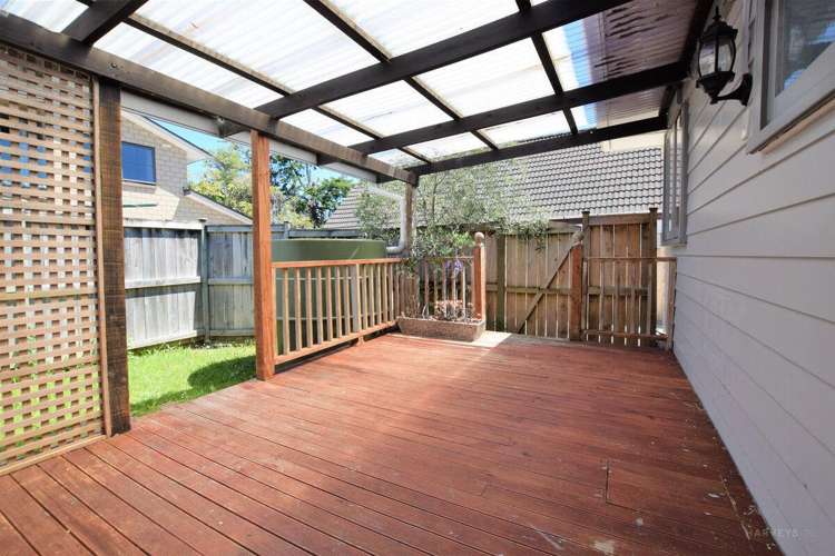 20 Amberley Avenue Te Atatu South_13