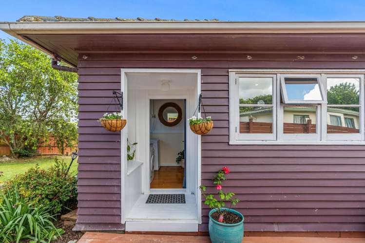 8 Rauta Way Helensville_16