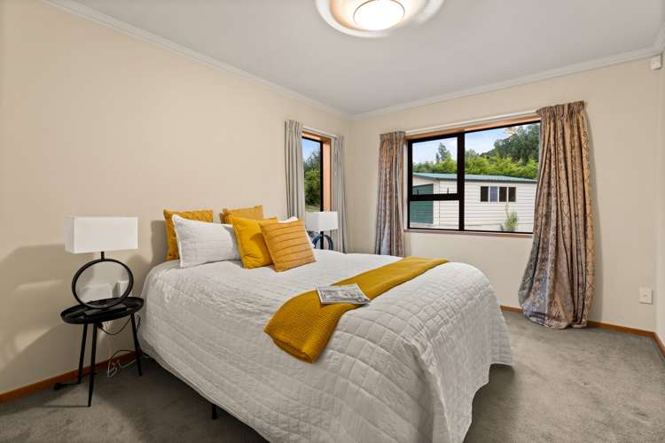 16 Freyberg Road Fairfield_30