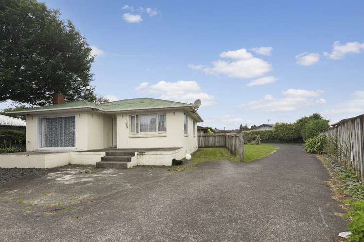 68 Sutton Crescent Papakura_9