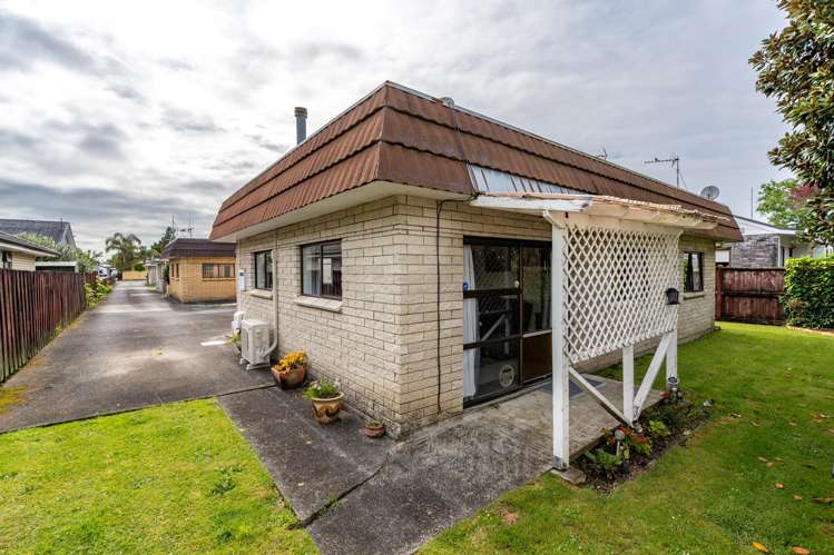 4/1 Saint Olpherts Avenue Hamilton East_10