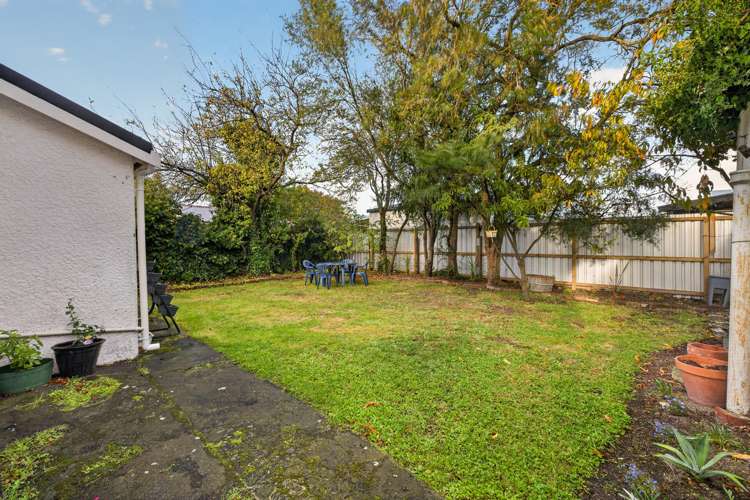 672 Worcester Street Linwood_18