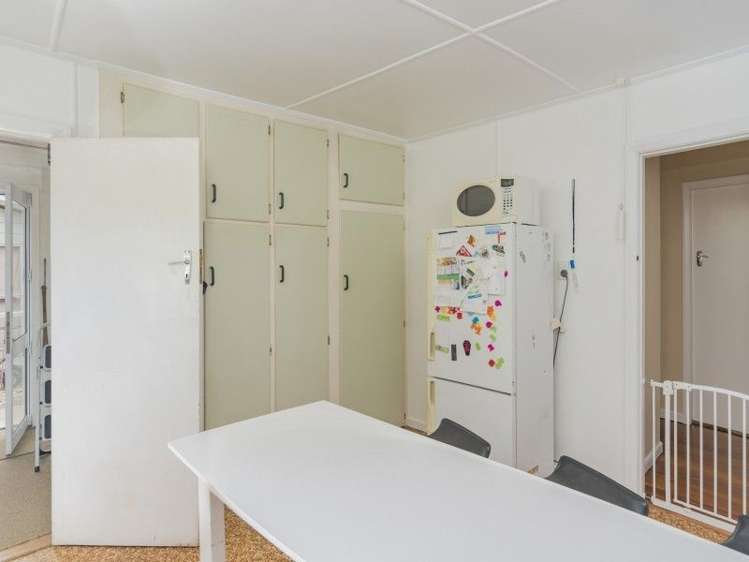 18 Maitland Avenue Stoke_20