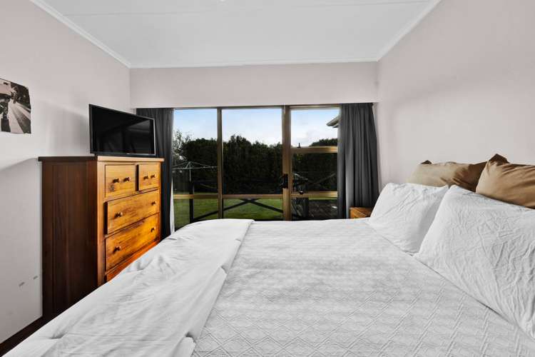 617 Rawhitiroa Road Eltham_14