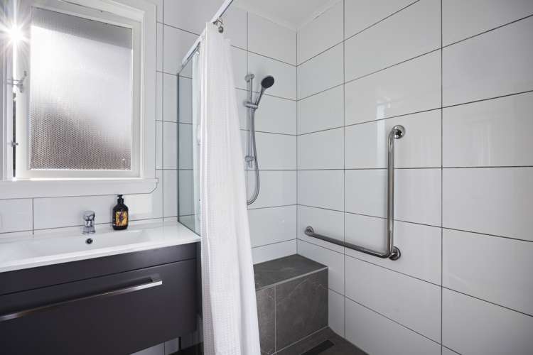 42 Reid Avenue Hawera_14