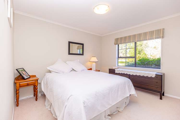 15 Willow Park Drive Opaki_10