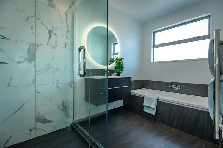 35 Candlesticks Crescent Lincoln_17