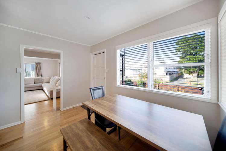 14 Ashley Avenue Mangere East_8