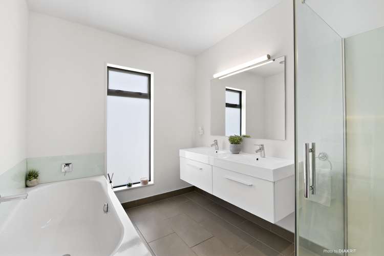 30 Jordan Street Owhiro Bay_11