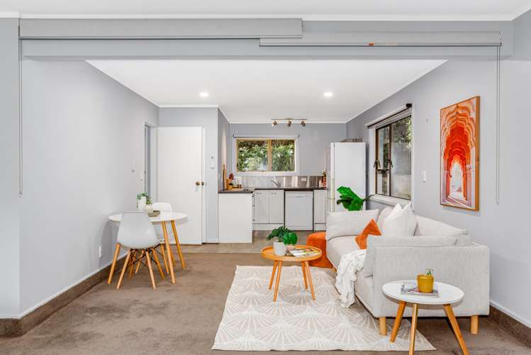 8 Rydal Place Southgate_16