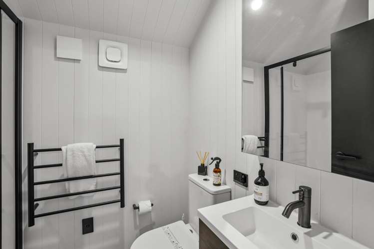 22/6 Hall Street Frankton_14