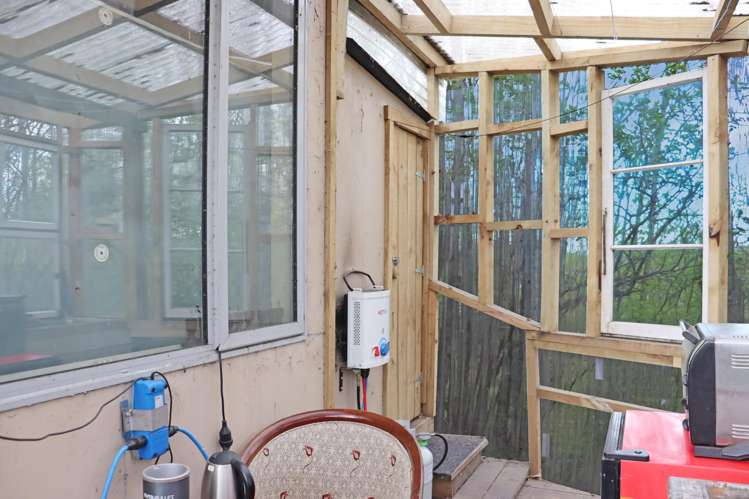 41 & 43 Johnston Road Nightcaps_7