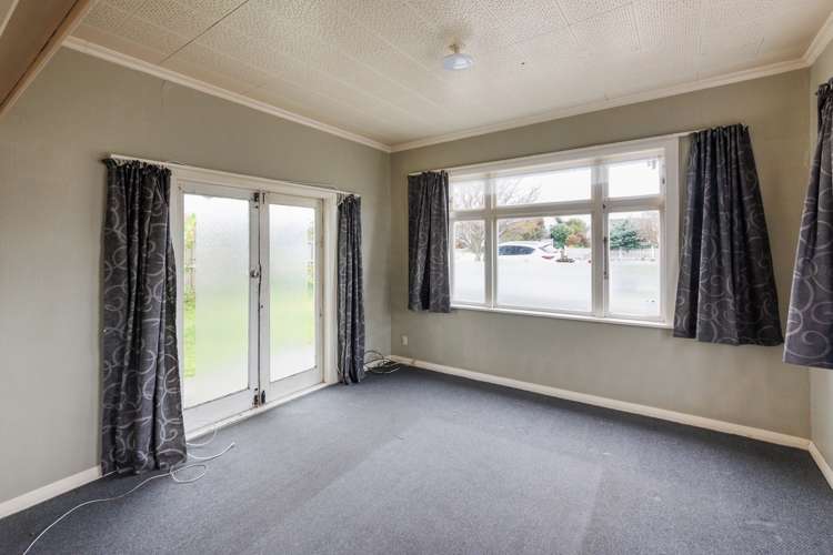 64 Lyndhurst Street Takaro_1