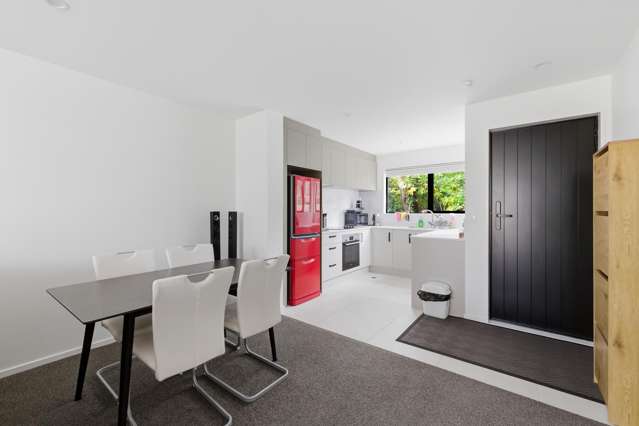 2/11 Brockworth Place Riccarton_4