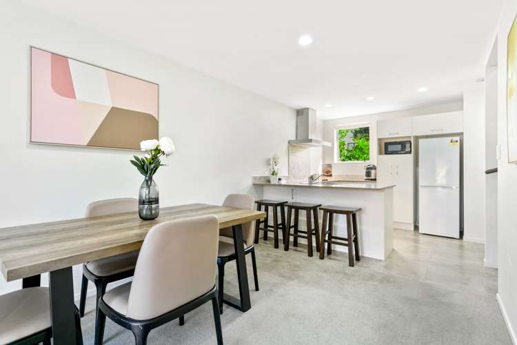 7/1 Gracechurch Drive Flat Bush_5