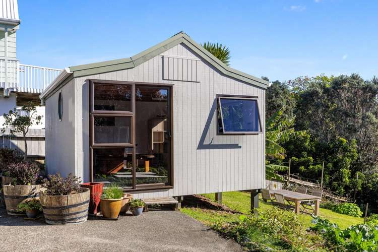 41 Barrier View Road Leigh_23