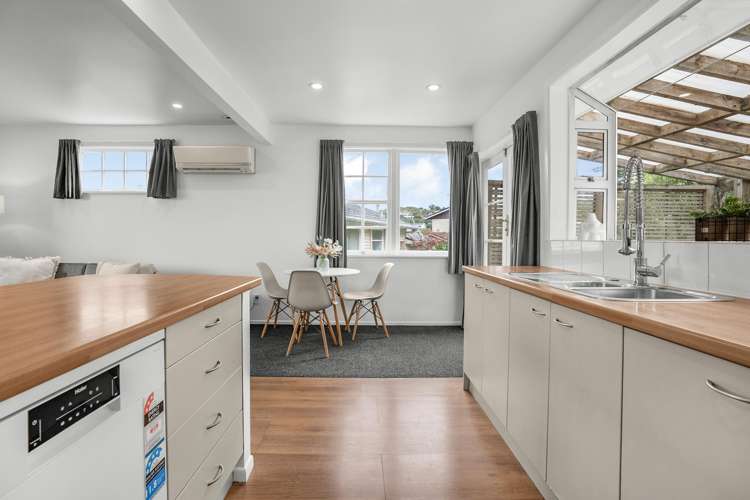 9 Laburnum Grove Maungaraki_11