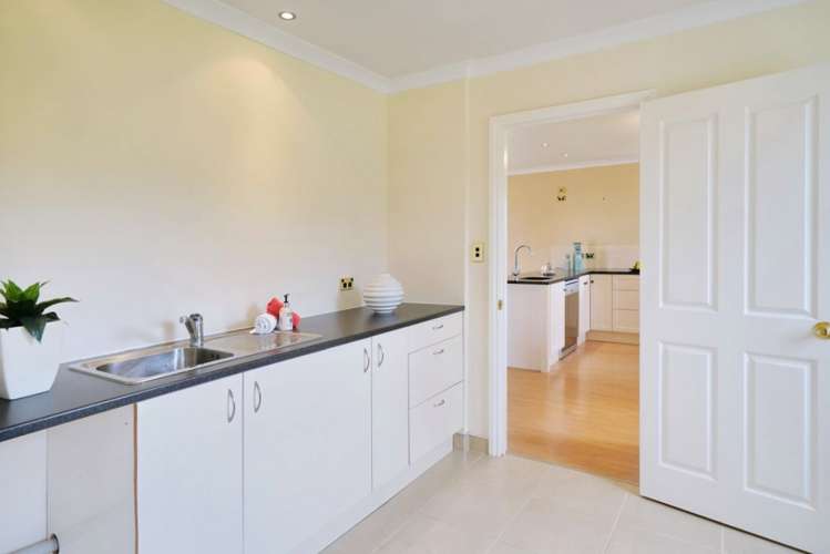 64 Davis Road Cust_9