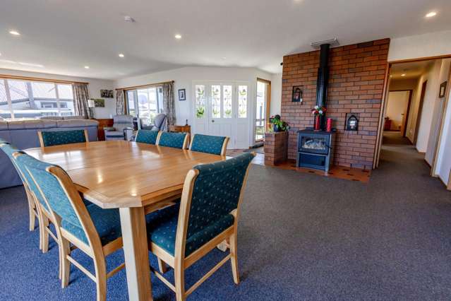 21 Alpine View Hokitika_4