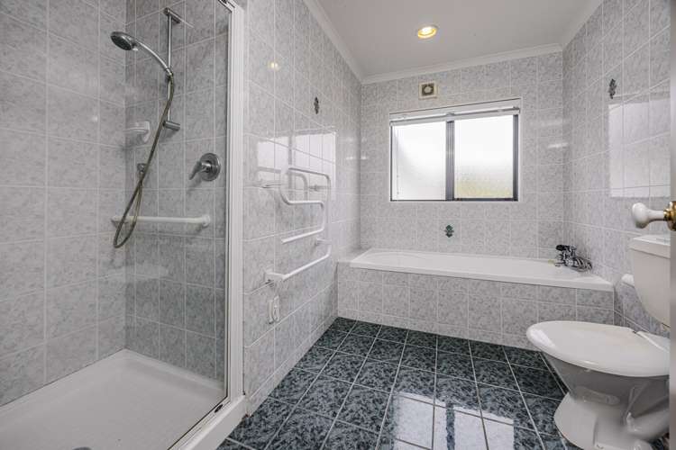 1 Cayman Place Unsworth Heights_12