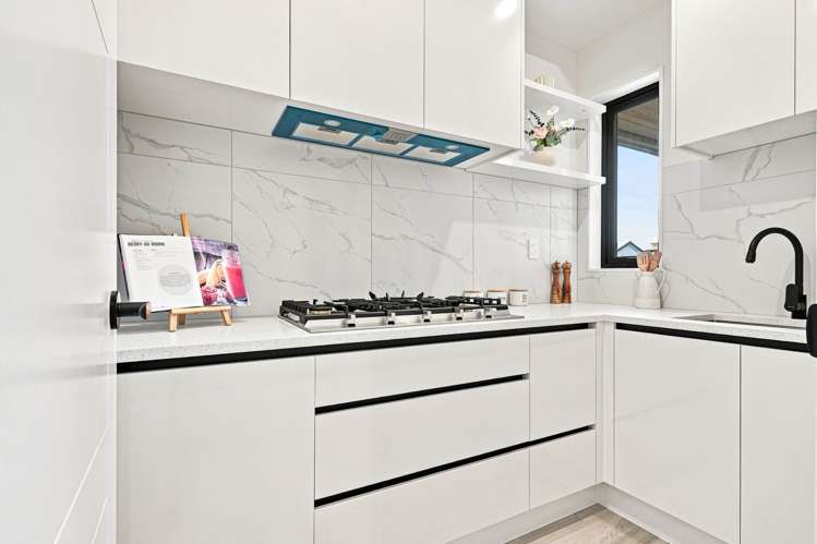 33 Emerald Avenue Karaka_14
