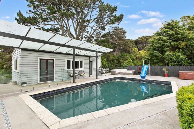 166 Godley Road Titirangi_31