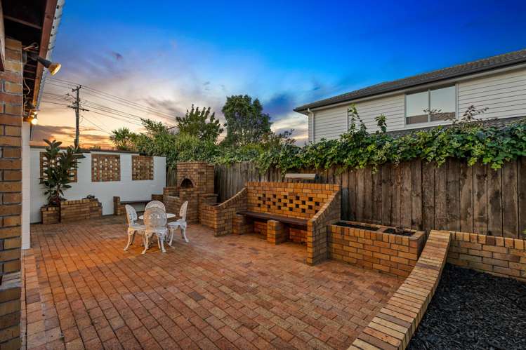 1/100 Titirangi Road New Lynn_37