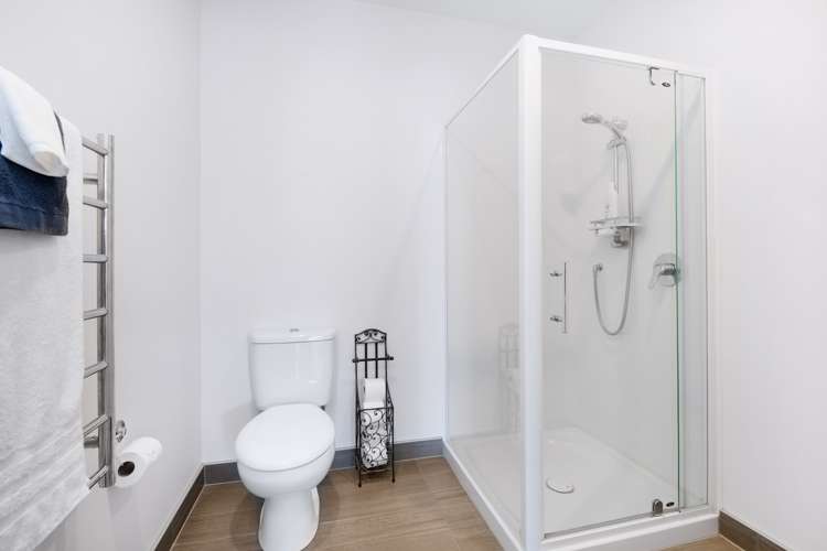 25/45 Karepiro Drive Stanmore Bay_25