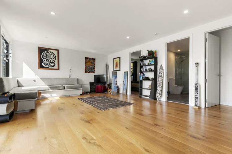 1 Pacific Parade Surfdale_10