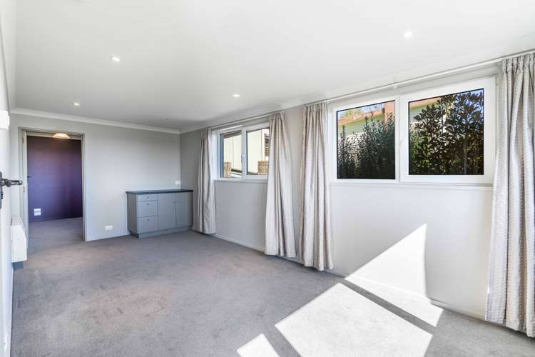 2 David Street Riverton_15