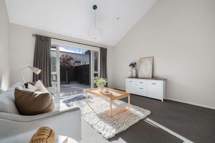2/11 Harvey Terrace Richmond_5