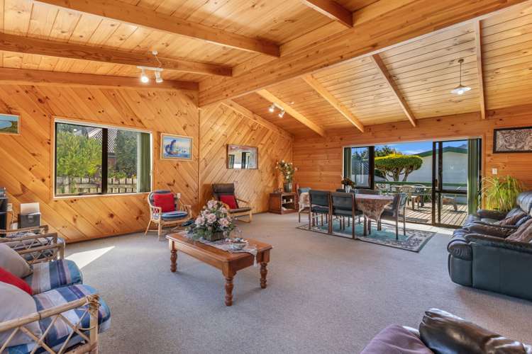 17 Huia Street Waikawa_8