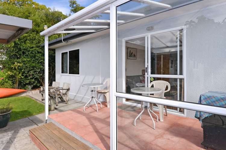 139 Saxton Road Stoke_3