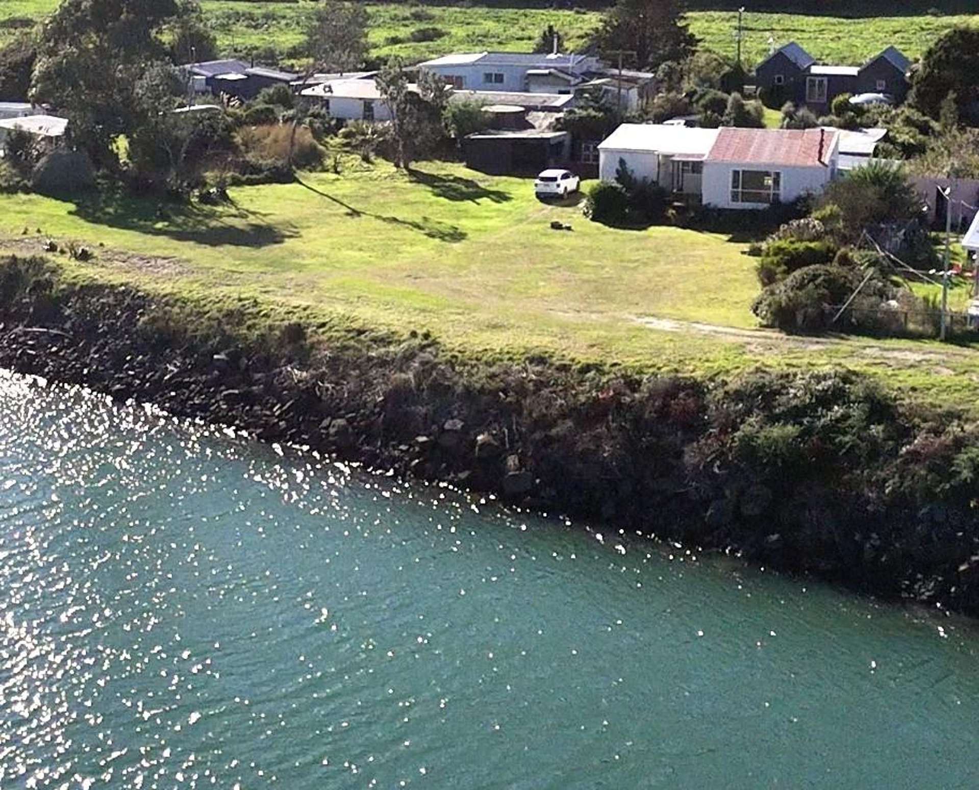 290 Newhaven Road Owaka_0