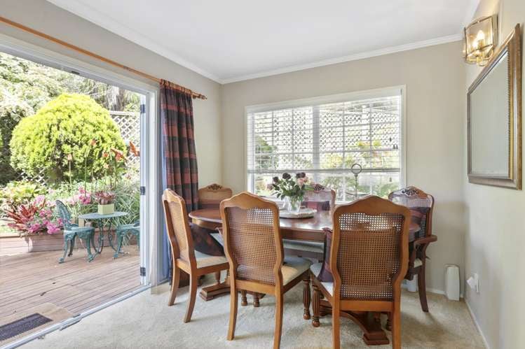 2/21 Deane Avenue Titirangi_7